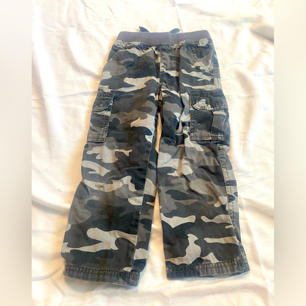 Camouflage pants for boys.